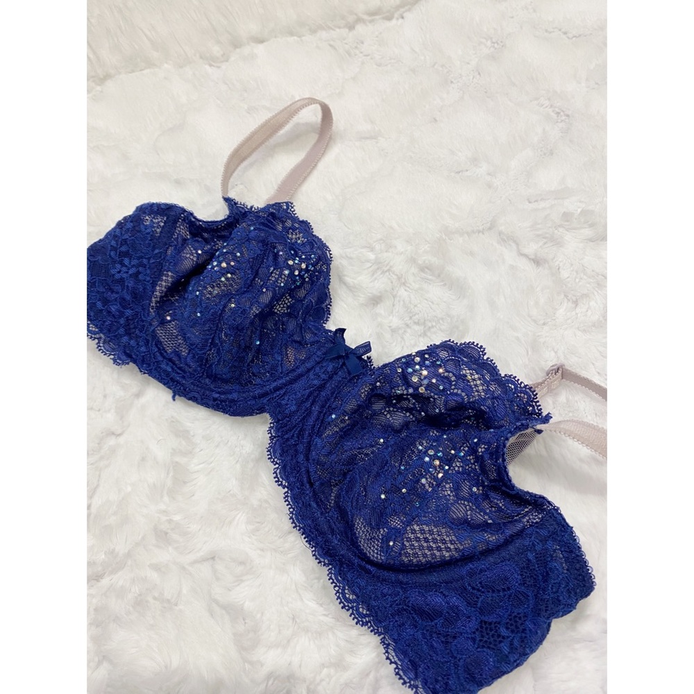 Victoria’s Secret Unlined Demi Bra 34C